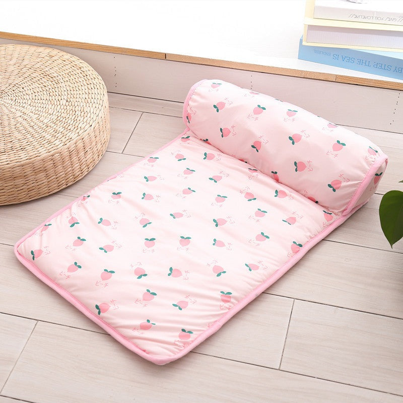 This Non-Slip Silk Pet Cooling Mat is the perfect way to keep your pet cool and comfortable. It's made with a non-slip silk material that's durable and safe for your pet. Plus the cooling mat technology helps regulate your pet's temperature for ultimate comfort.