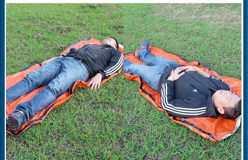 Keep yourself safe and dry in any situation with this emergency reusable waterproof sleeping bag! No matter the weather, you can trust that this bag will provide you with the protection you need, giving you peace of mind. A must-have for any outdoor adventure!
