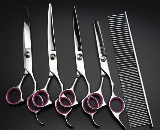 Groom your pup to perfection with this 5-piece dog grooming tool kit. All the essentials you need are included, and stored in an included storage bag for easy carrying.