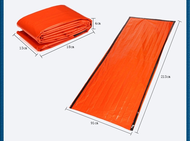 Keep yourself safe and dry in any situation with this emergency reusable waterproof sleeping bag! No matter the weather, you can trust that this bag will provide you with the protection you need, giving you peace of mind. A must-have for any outdoor adventure!