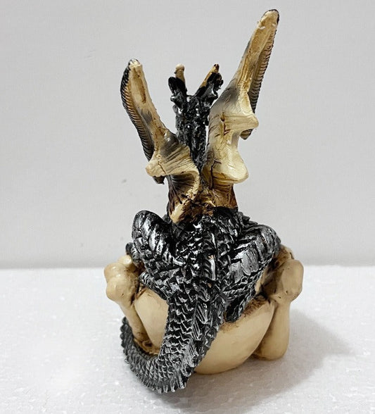 Introducing the Creative Dragon Tooth Resin Boat - a stunning visual representation of your love for adventure and the mystical. Crafted with precision and intricate details, this boat is a perfect addition to any home décor. Made with high-quality resin, it is durable and long-lasting. Step aboard and let your imagination sail away.