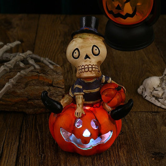 Illuminate your Halloween with this luminous skull pumpkin light decor. Perfect for creating a spooky yet captivating ambiance, its glowing design enhances any Halloween setup—whether indoors or outdoors.
