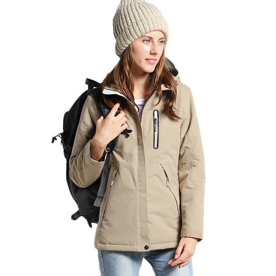 Stay warm and dry in any weather with our Warm Waterproof USB Heated Jacket! Featuring built-in heating technology and a waterproof exterior, this jacket is perfect for the cold and rainy days. Simply plug in any power bank and stay toasty and comfortable wherever you go.