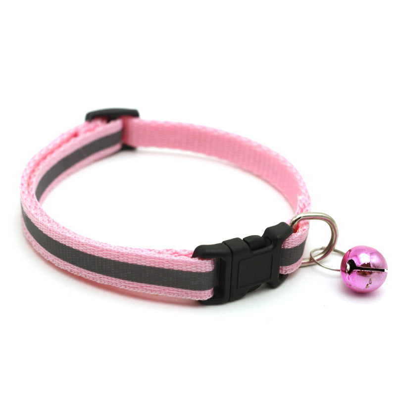 Never worry about losing sight of your pet - this collar's reflective capabilities will make sure they stand out in the night!