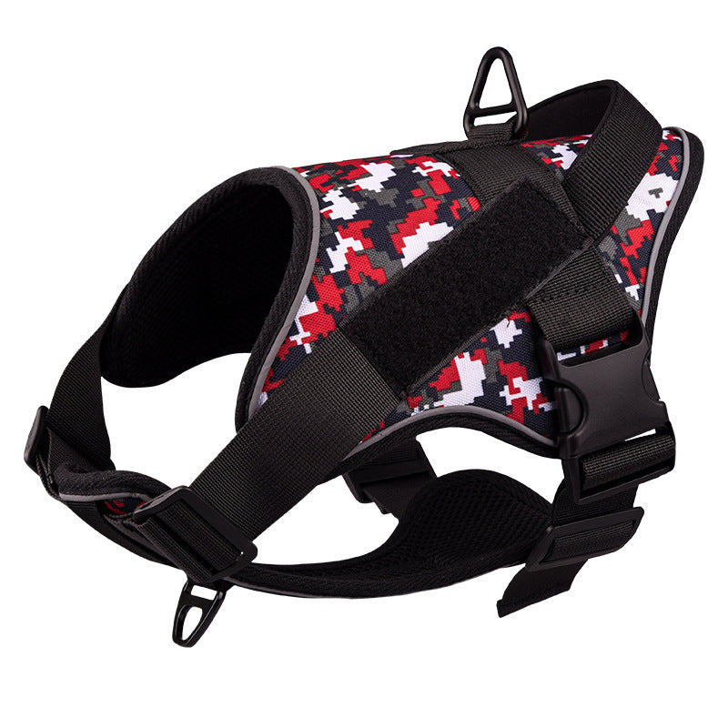 This harness is designed to be both safe and comfortable for your pet with reflective strips for visibility. Crafted from high-quality materials, it offers superior protection and durability so you can have peace of mind in any situation.