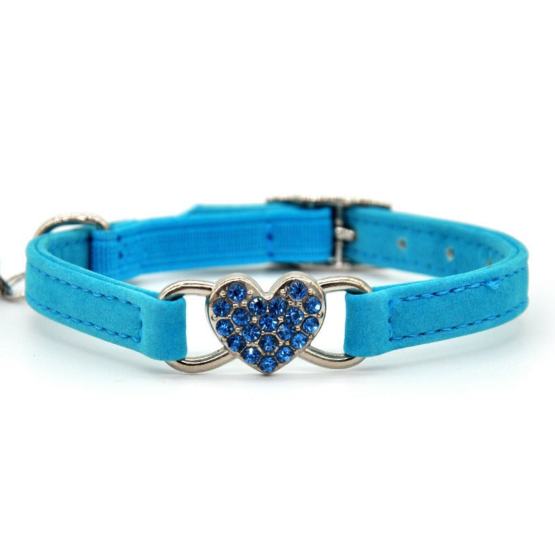 Elevate your furry friend's style with our Medium Crystal Heart Pet Collar with Bell! The sparkling crystal heart adds a touch of elegance while the bell ensures their safety. Give your pet the best of both worlds - fashion and functionality.