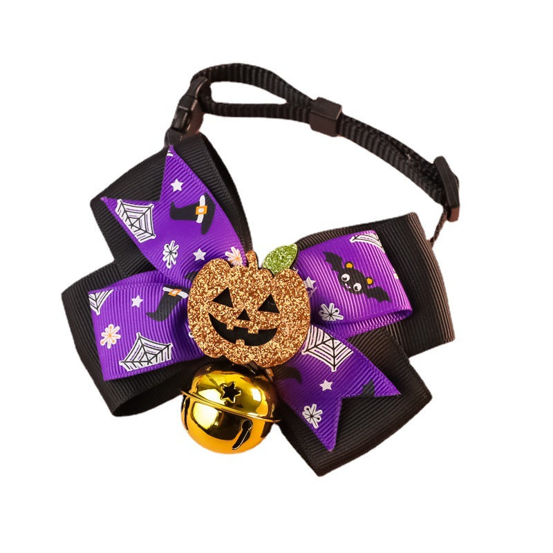 Brighten up your pup's holiday and dress them in this playful Pumpkin Bell Bow Tie. Adorning their neck with this delightful accessory, your pup will be the most stylish pup on the block this Halloween!