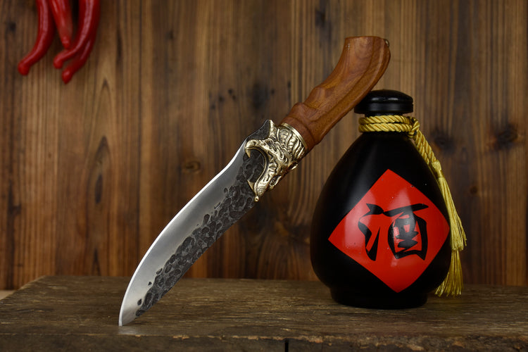 Product Information: Full length: 28.5cm Blade length: 14cm Handle length: 10.5cm Blade width: 4.0cm at the widest point Thickness: 0.3cm Blade material: 7Cr17Mov (7 chromium 17 molybdenum vanadium steel) Handle material: rosewood, fittings: brass