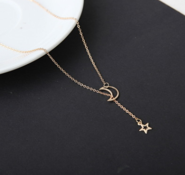 This clavicle short chain, minimalist design is perfect to match up with any outfit, especially the outfit of autumn and winter. It can add more charm to your style and makes you be the center of attention with this lovely moon and star pendant set. The necklace is beautifully packaged for gift giving. It is an ideal gift for lover, mom, friends, daughter on Valentine's Day, mother’s day, graduation, and so on.