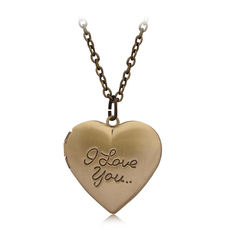This beautiful locket is the perfect way to keep your special message close to your heart. Crafted using high-quality stainless steel and featuring intricate heart detailing, this piece of jewelry will last a lifetime. With a secure, snap-well closure, you can be sure your beloved message will remain safe and private.