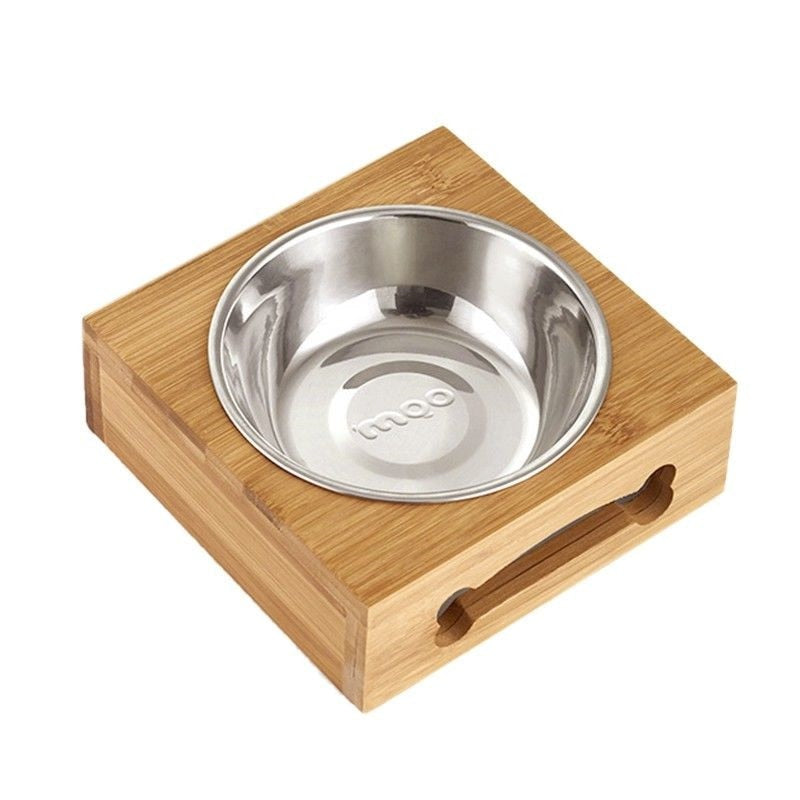 Make mealtime for your pup stress free with our Stainless Steel Dog Bowl with Bamboo Rack. It's made of the highest quality materials to ensure it's long-lasting and durable.