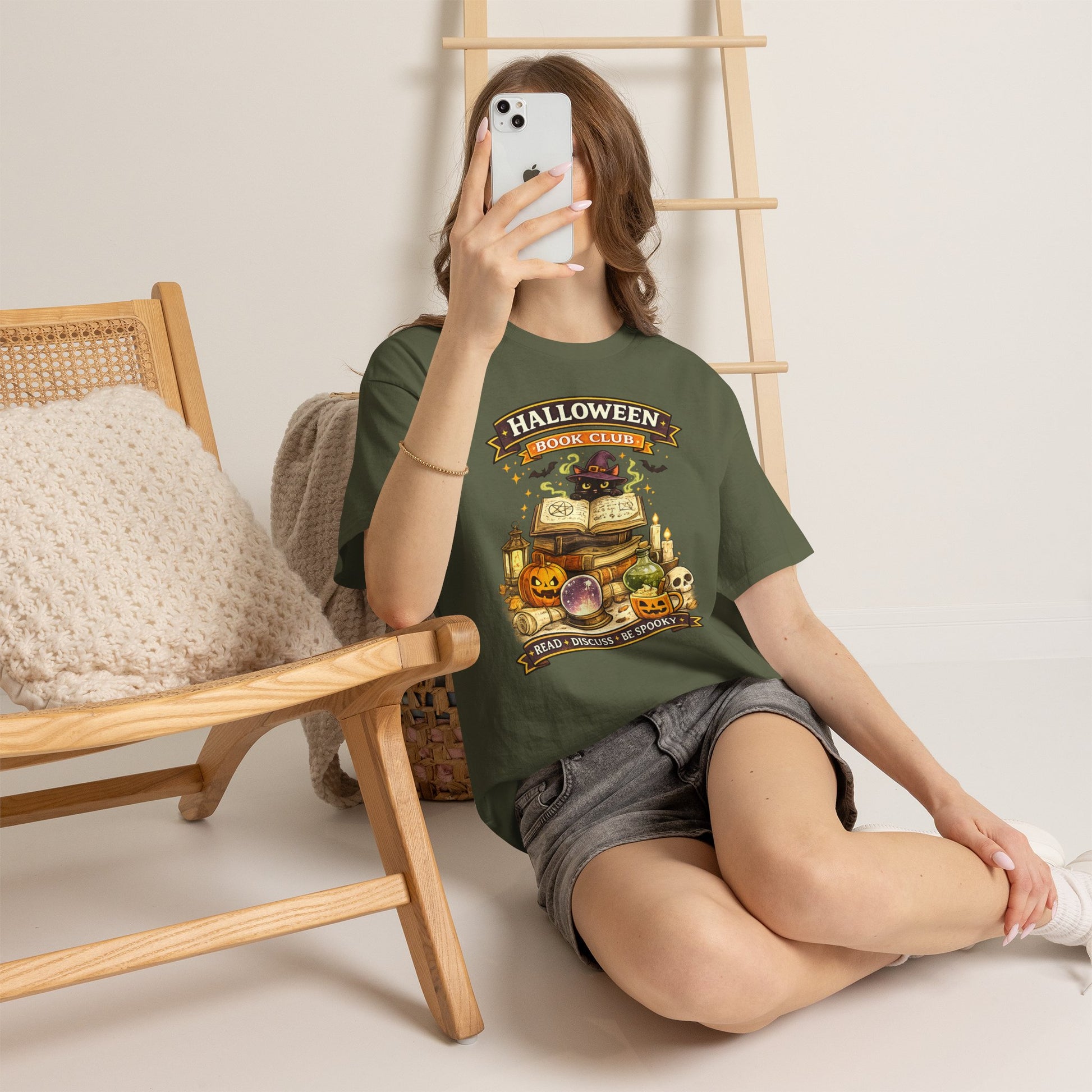 Black Cat Halloween Book Club Comfortable Cotton T-Shirt