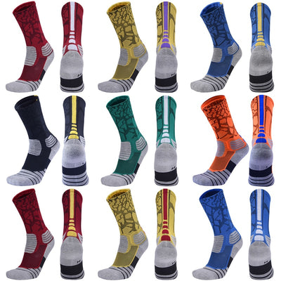 Experience the ultimate in comfort and performance with our High Quality Elite Sports Men's Sized Compression Socks! Designed for athletes, these socks provide targeted compression to increase blood flow and reduce muscle fatigue, allowing you to perform at your best. 