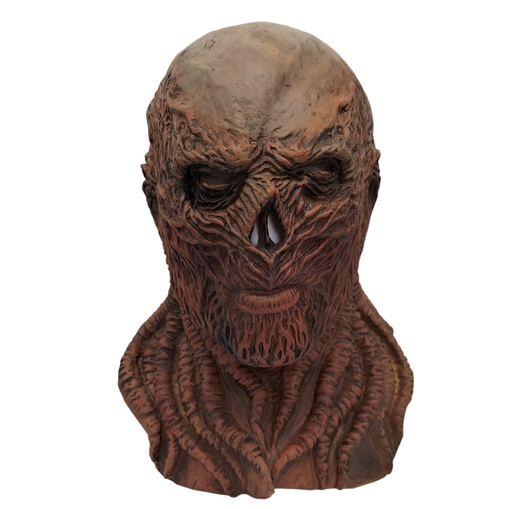 a0338e12967a8cc63154e62f36bee075  Unleash your inner devil with our Halloween Teufel Full Face Helm Latex Masks! This bold and daring mask is perfect for taking risks and embracing the spirit of Halloween. Made from high-quality latex, it will elevate your costume and add a touch of adventure.