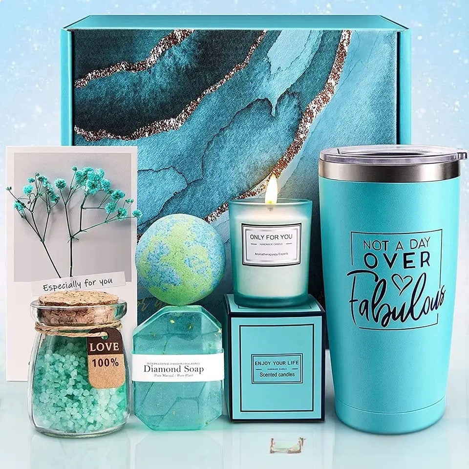 f276681e94d9ffc2568f42d982a80eae Show your love and appreciation this Mother's Day with our Turquoise Gift Box Set. This beautifully designed set includes everything you need to spoil and pamper the special woman in your life. Treat her to a day of relaxation and indulgence with our luxurious gift box set!