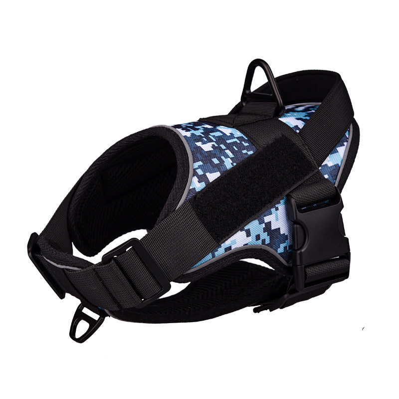This harness is designed to be both safe and comfortable for your pet with reflective strips for visibility. Crafted from high-quality materials, it offers superior protection and durability so you can have peace of mind in any situation.