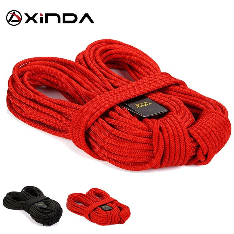 This professional high strength rock climbing rope provides the strength and durability needed for advanced outdoor climbing. Made with quality materials, it ensures safe and secure climbing experiences. Perfect for expert climbers seeking to conquer new heights.