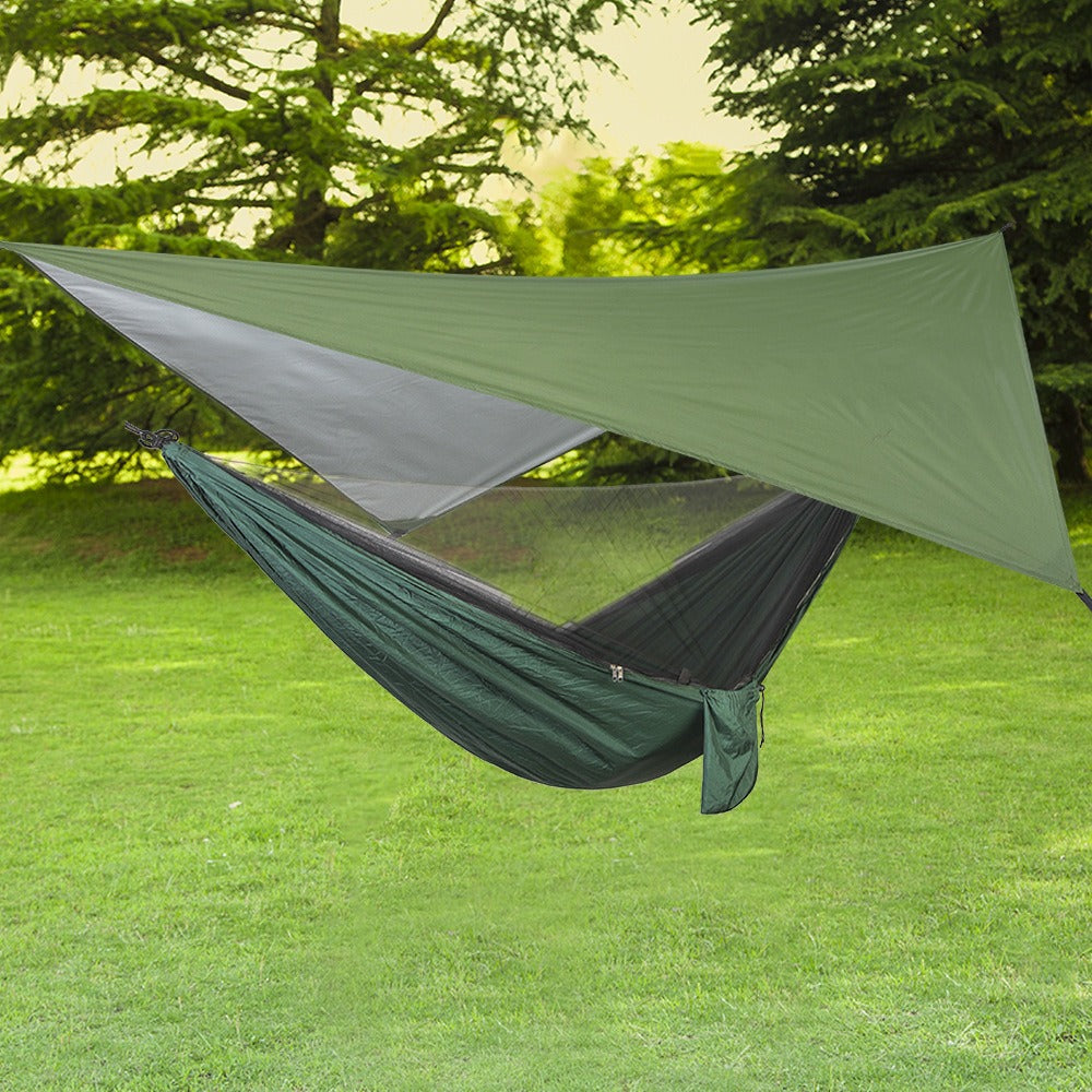 This waterproof multifunctional triangular sunshade canopy offers durable protection against sun and rain, making it ideal for outdoor events, camping, or backyard relaxation.