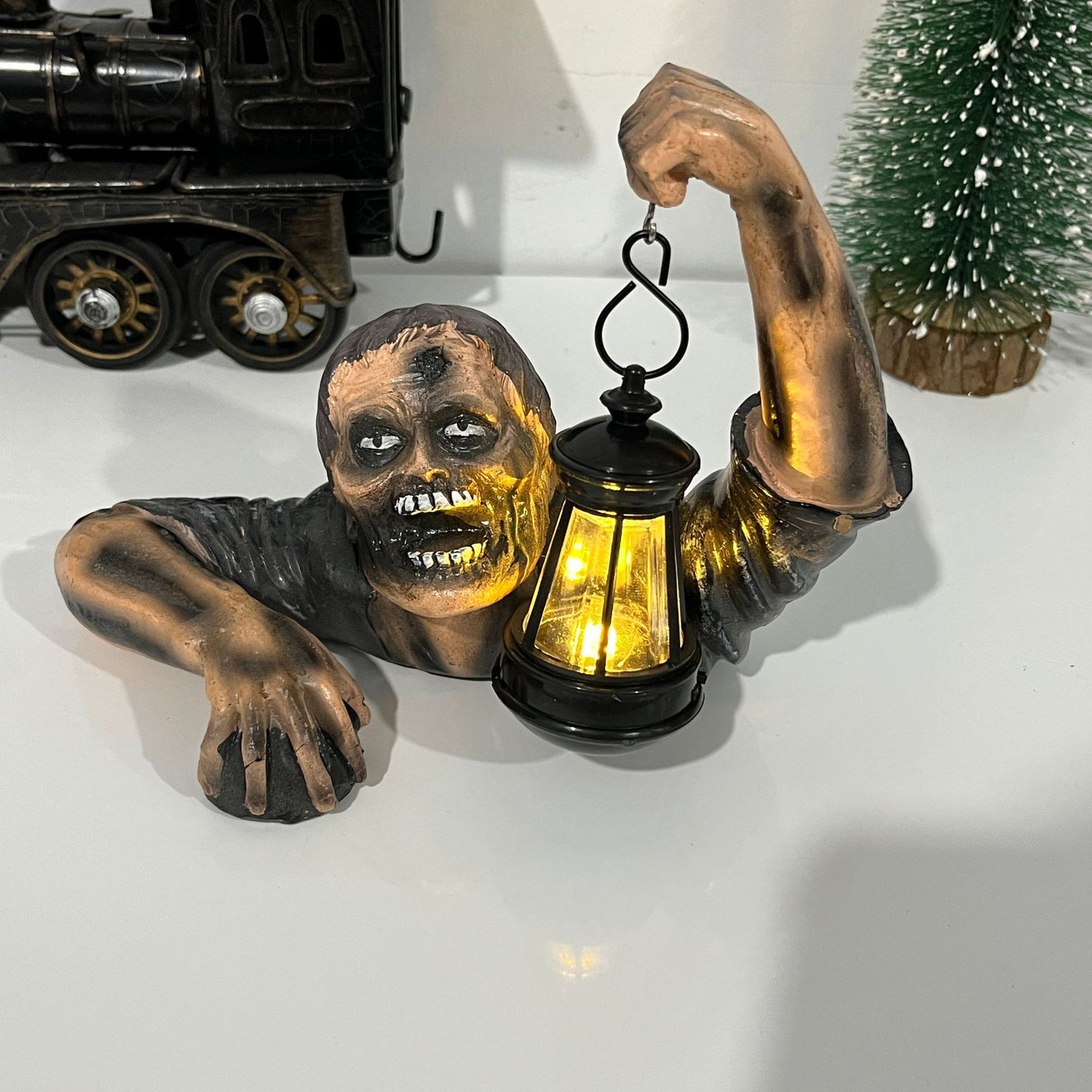 Halloween Zombie With Lantern Resin Yard Decoration