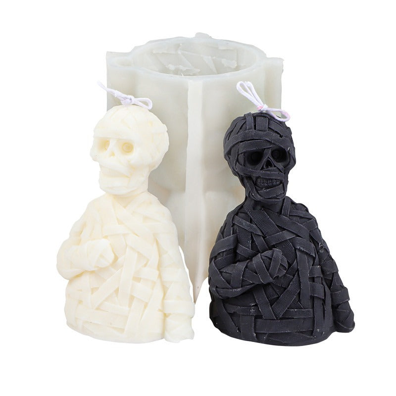 Don't worry, it won't eat your brains, just give you a refreshing scent! Our Aromatherapy Zombie Silicone Candle fills the room with a delicious aroma and gives your Halloween decorations a spooky touch—you won't believe your nose!