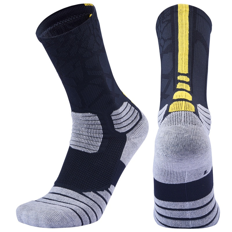 Experience the ultimate in comfort and performance with our High Quality Elite Sports Men's Sized Compression Socks! Designed for athletes, these socks provide targeted compression to increase blood flow and reduce muscle fatigue, allowing you to perform at your best. 
