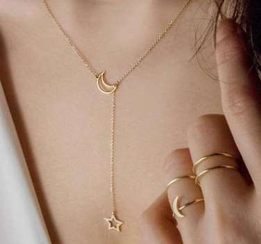 This clavicle short chain, minimalist design is perfect to match up with any outfit, especially the outfit of autumn and winter. It can add more charm to your style and makes you be the center of attention with this lovely moon and star pendant set.  The necklace is beautifully packaged for gift giving. It is an ideal gift for lover, mom, friends, daughter on Valentine's Day, mother’s day, graduation, and so on.