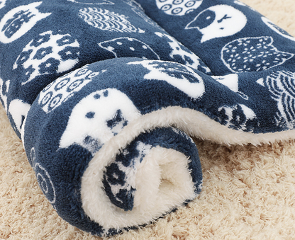 Wrap your furry friend in the soothing warmth of our Calming Cozy Pet Warming Blanket! Designed to provide comfort and relaxation, this blanket will keep your pet cozy and calm. Perfect for snuggling on chilly days. Give your pet the gift of warmth and relaxation!