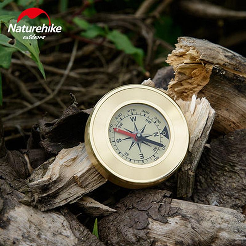 This Mini Gold Lensatic Compass Magnifier is an essential tool for navigating and magnifying. It features a lensatic compass for precise navigation and variable magnification for reading maps, books or labels. It is a compact, lightweight and reliable magnifier. Constructed from high quality materials, it is an ideal choice for outdoorsmen and professionals alike.