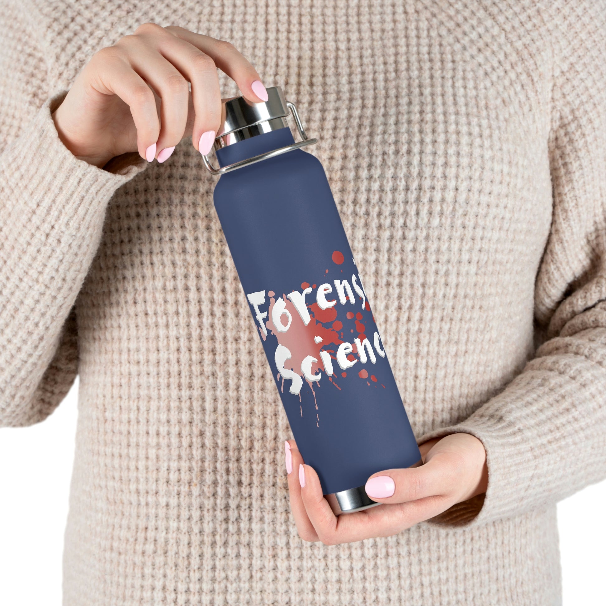 This Original Forensic Science design copper vacuum insulated bottle has Double-wall construction means that hot liquids can remain hot up to 12 hours while colder choices can last a full 48 hours; that’s two whole days.