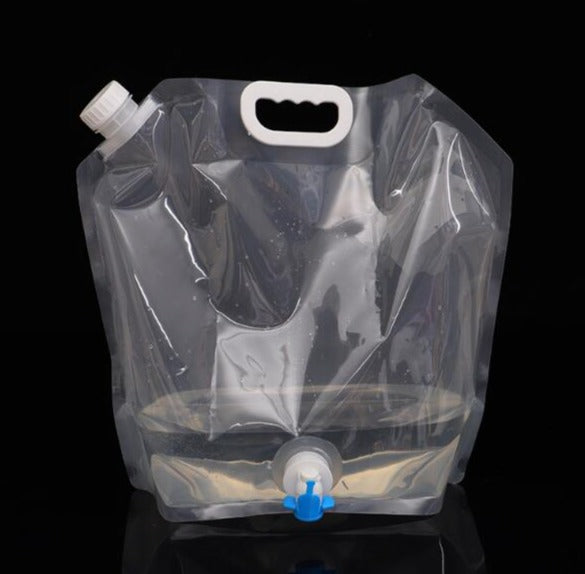 Water is the most  important thing to carry with you when you are in a survival situation. This foldable water container comes with a faucet for easy drinking. The foldable design makes it easy to store away when empty. Comes in 2 sizes for every family size. 