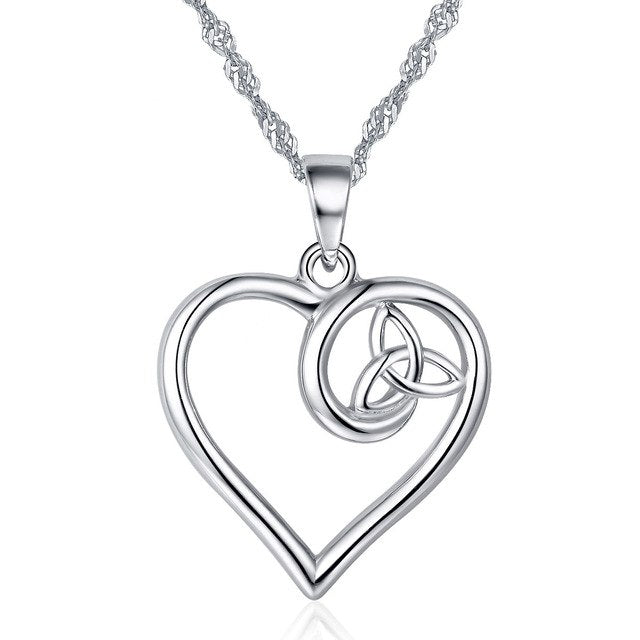 Looking for a romantic gift to please your loved one? These Romantic Love Rose Zircon Necklaces are perfect for any reason or any season. With so many styles to choose from you're sure to find the perfect heart necklace for your loves unique style. 