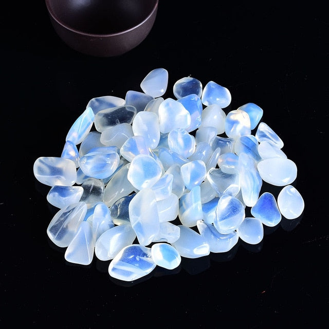 There are many colors of quartz stones available, so you're sure to find what you need for your grand art projects
