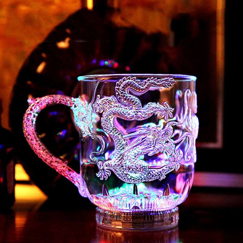 An awesome novelty plastic glowing dragon mug to enjoy your next refreshing drink with the look of the traditional Chinese dragon. This color changing mug will be your perfect choice for your next party or to just chill out at your home. 