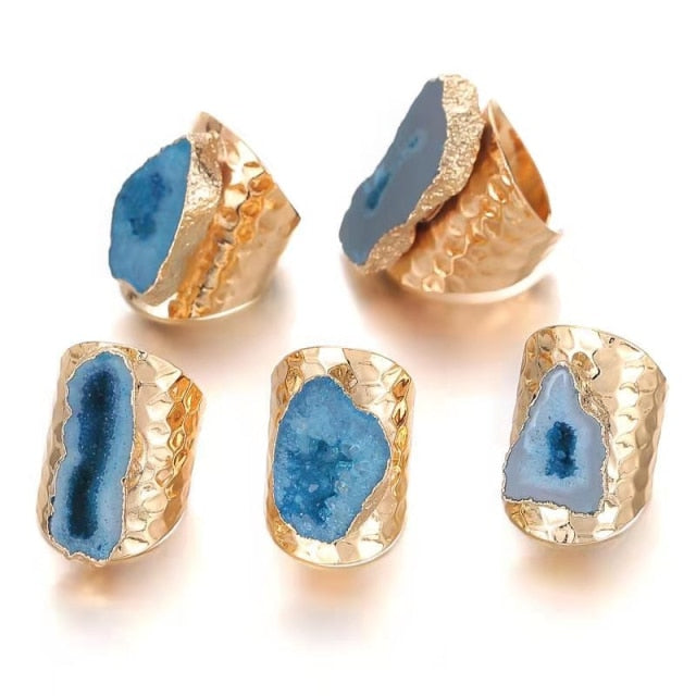 Each high quality Bohemia style ring is a natural Agate stone and unique, so the size and color of each may be different than what you see in the picture. Each ring will be an original ring as they are not manufactured. The are professionally designed of guaranteed natural semi-precious stones from a jewelry company.